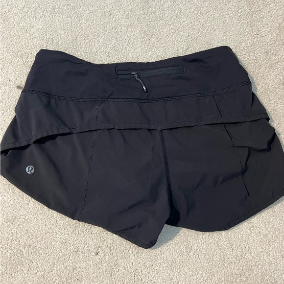 Lulu Lemon Speed Up Low Rise Shorts - Picture 2 of 3